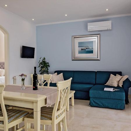 Apartmani D&D Sosic Brela Ngoại thất bức ảnh